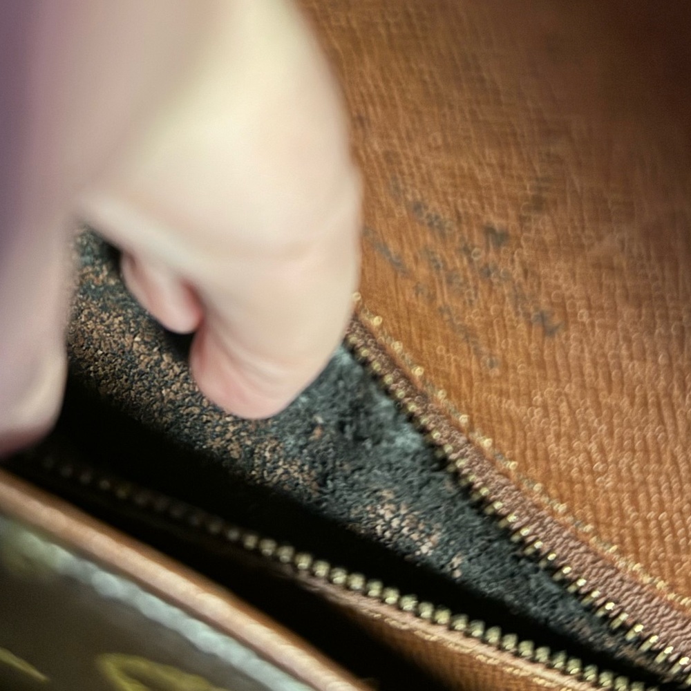Louis Vuitton Monogram Canvas Saint Cloud MM Crossbody Bag - Picture 16 of 16